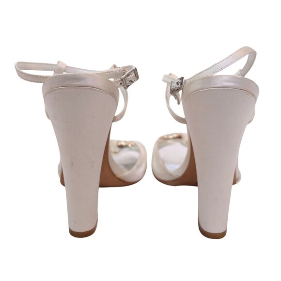 Badgley Mischka Ivory Satin High Heel Sandals With Rhinestone Detail  Size 8.5 - Picture 4 of 6